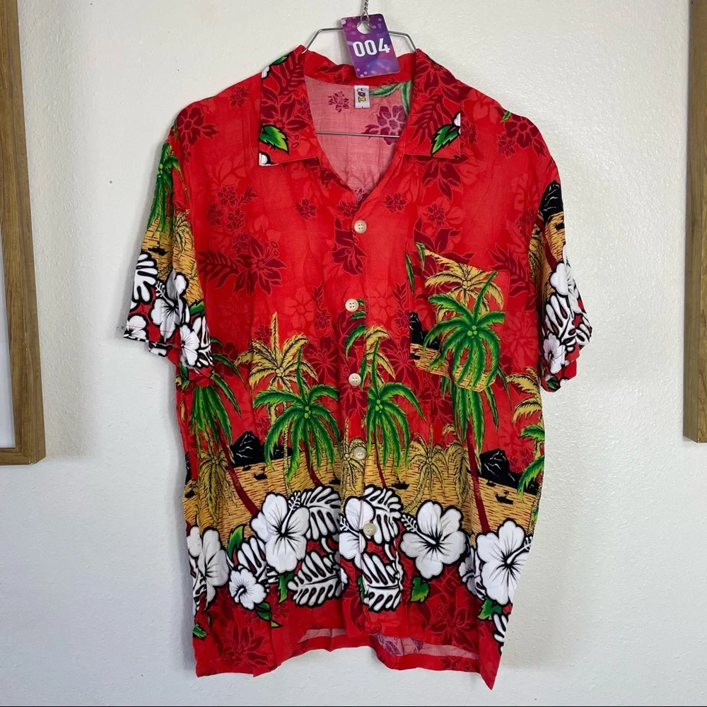 Women’s Red Hawaiian Button Down Shirt Size: Large - Picture 1 of 3